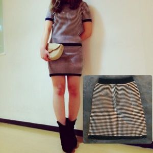 Stretchy and comfy skirt Japanese brand: dazzlin